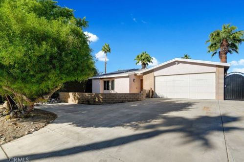 3940 Mesquite Ave, Palm Springs, CA 92264-3432