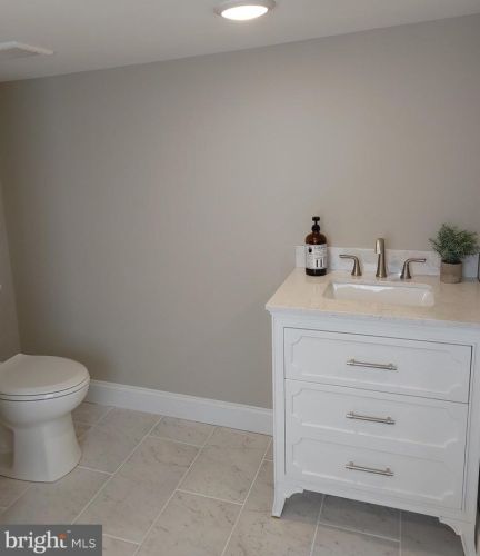 527 Ridge Rd, Southampton NJ  08088-9651 exterior
