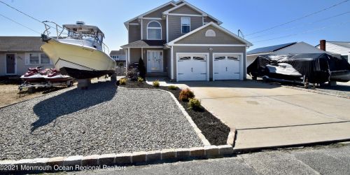 805 Bowsprit Pt, Lacey Township, NJ 08734-2702