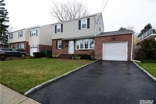 475 Wilson Blvd, Garden City, NY 11501-1031