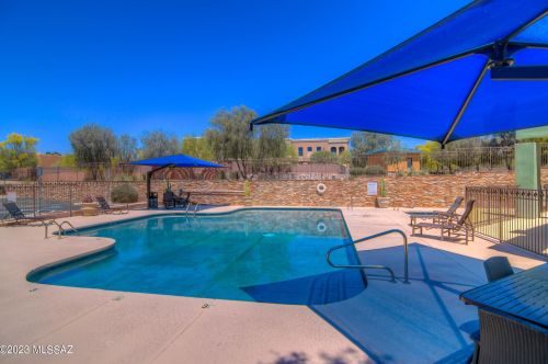 2406 Blue Diamond Dr, Tucson AZ  85718-6691 exterior