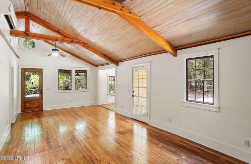80 Gannet Pt Rd, Beaufort SC  29907-2306 exterior