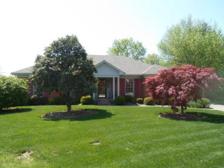 8905 Yellow Wood Pl, Louisville, KY 40242-7772