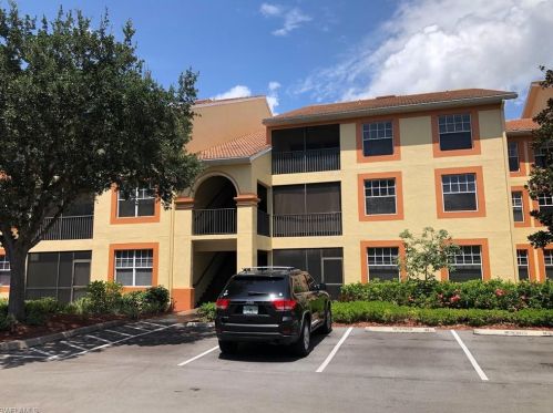 7935 Preserve Cir, Naples, FL 34119-9788