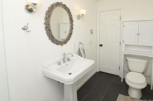 13 Lakeport Dr, Patterson NY  12563-1722 exterior