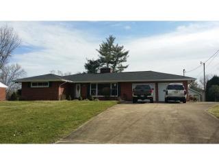 109 Wilmont Dr, Kingsport, TN 37663-2637