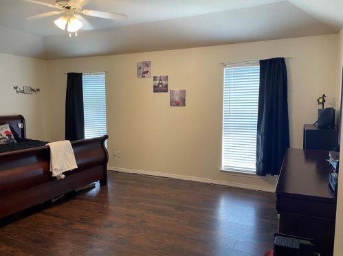 4600 Fox Meadows Ln, Midlothian TX  76063-6741 exterior