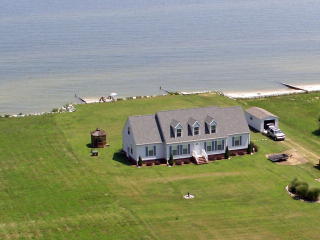 214 Tranquility Rd, Reedville, VA 22539-3837