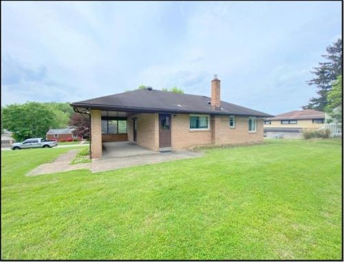 83 Stella Dr, Trafford, PA 15085-1618
