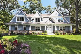 33 The Hemlocks, East Hills, NY 11576-1721