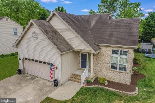 369 Carlisle Dr, Dover, DE 19904-1984