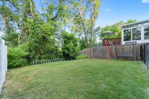 6620 Jackson St, Pittsburgh PA  15206-1764 exterior