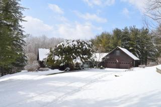 5455 Chatham Rd, Granville, OH 43023-9736