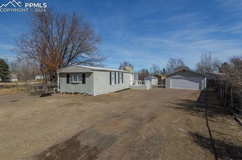 890 Cellini Plz, Pueblo CO 81007-5078 exterior