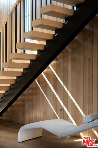 4552 Wortser Ave, North Hollywood CA  91604-1015 exterior