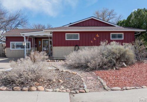 46 Loch Lomond Ln, Pueblo CO  81001-1748 exterior
