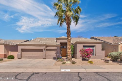 9702 Voltaire Dr, Scottsdale, AZ 85260-4492