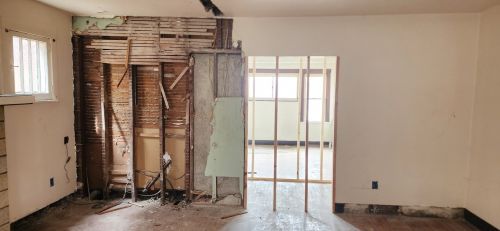 5725 Verona Rd, Verona PA  15147-3012 exterior