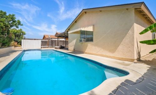 8211 Elston Pl, San Diego CA 92126-2213 exterior