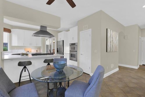 4914 Caminito Vista Lujo, San Diego CA 92130-2861 exterior