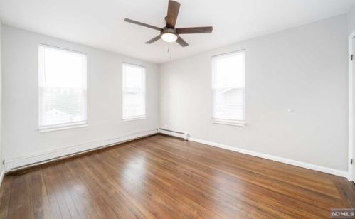 276 Franklin Ave, Cliffside Park NJ  07010-2616 exterior