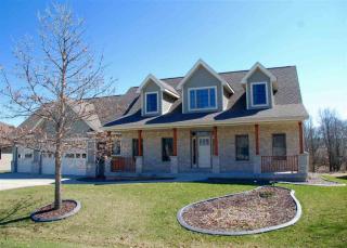 819 Woods Glen Ct, De Forest, WI 53532-1482