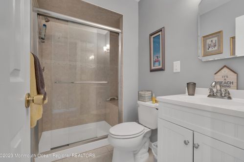 1950 Railway Ave, Pelican Island NJ  08751-1241 exterior