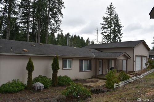 630 Emerald Lk Dr, Grapeview WA  98546-9714 exterior