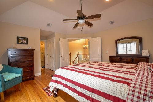 45 Crystal Brook Hollow Rd, Mount Sinai NY  11766-1606 exterior