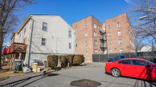 174 Clinton St, East Orange NJ  07018-3040 exterior