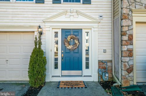 310 Fox Trl, Parkesburg, PA 19365-9197
