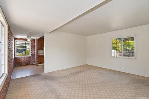 2415 Del Amo Blvd, Torrance, CA 90501-1205