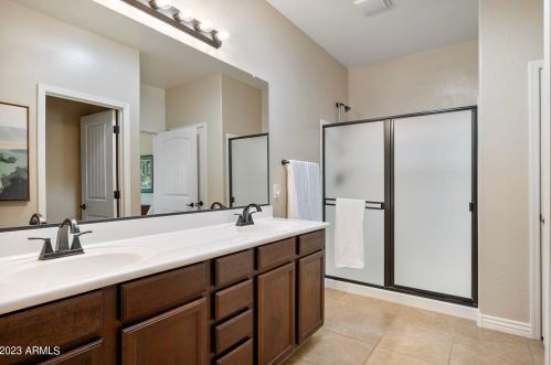 28305 44th Way, Cave Creek AZ  85331-3641 exterior