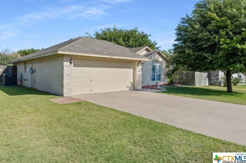 1007 Concho St, Morgans Point, TX 76513-3792