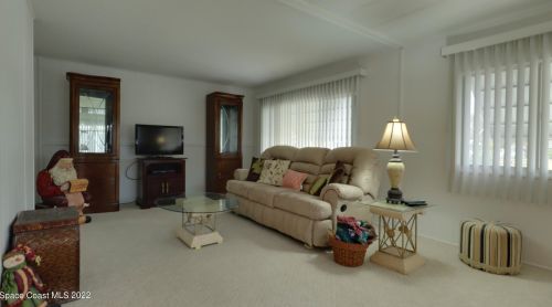 418 Osprey Dr, Sebastian, FL 32976-7413