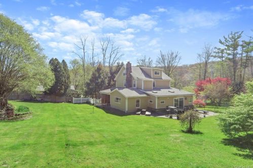 51 Deacon Smith Hl Rd, Patterson NY  12563-2919 exterior