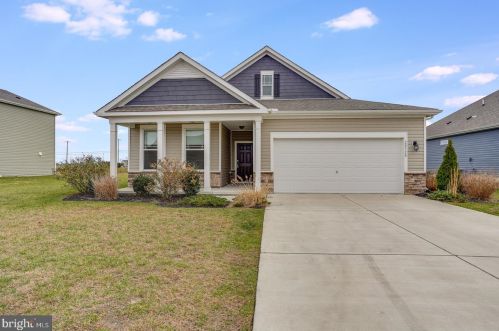 20520 Smithfield Cir, Slaughter Beach, DE 19963-3946