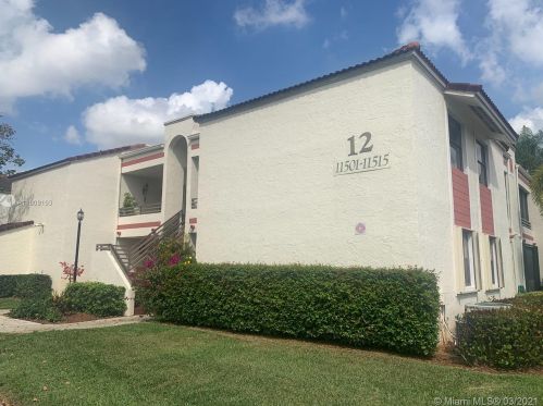 11513 10th St, Hollywood, FL 33026-3834