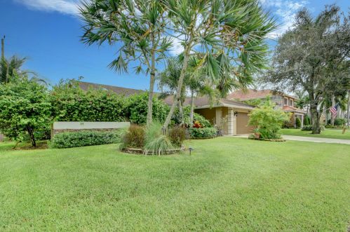 1570 Farmington Ave, West Palm Beach, FL 33414-8920