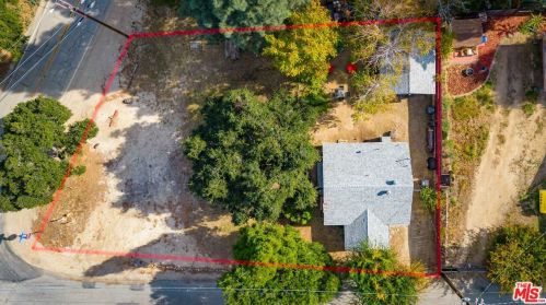 39144 Calle Del Sur, Santa Clarita CA  91390-1006 exterior