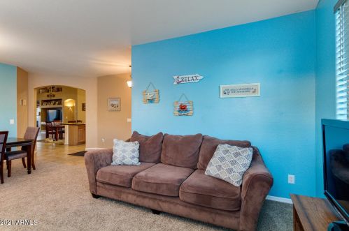 1637 Vineyard Plains Dr, Queen Creek AZ  exterior