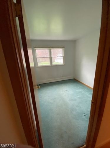 5 Linden Dr, Sparta NJ  07871-3723 exterior