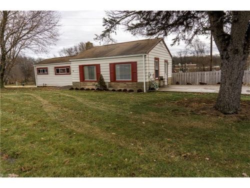 1621 Hankins Rd, Massillon, OH 44646-4801