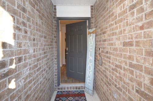 6118 Whisper Creek Blvd, Milton, FL 32570