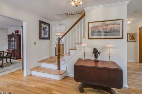 62 Potterstown Rd, Lebanon NJ  08833-5050 exterior