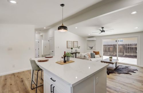 6265 Lk Alamor Ave, San Diego CA 92119-3407 exterior