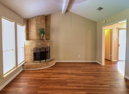 3831 Somerton Dr, Morgans Point TX  77571-3780 exterior