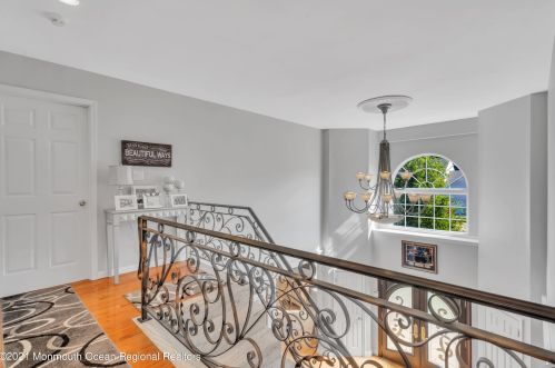 142 Serpentine Dr, Morganville NJ  07751-1400 exterior