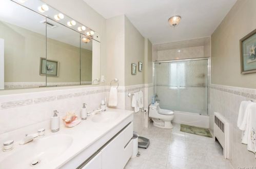 186 Nanny Hagen Rd, Thornwood NY  10594-2106 exterior