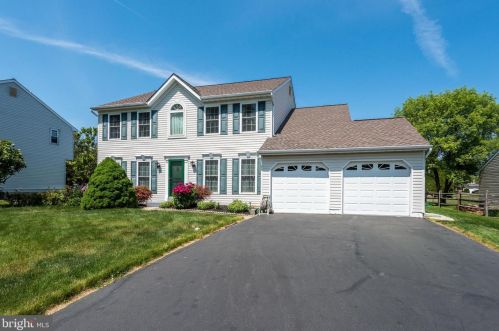 113 Summer Ridge Dr, Lansdale, PA 19446-6709